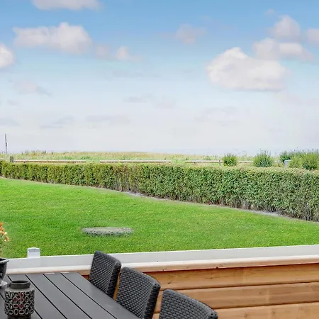 Beach Front Home In Haderslev With Wifi Vakantiehuis