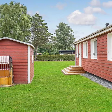 Beach Front Home In Haderslev With Wifi Vakantiehuis