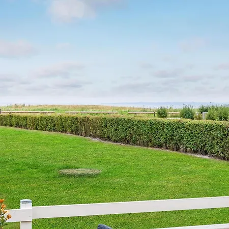 Vakantiehuis Beach Front Home In Haderslev With Wifi Haderslev